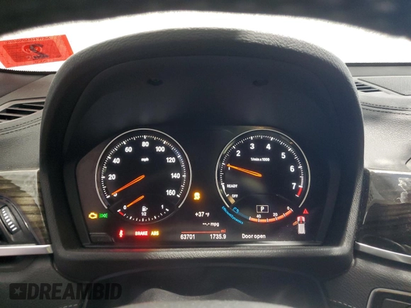 2018 BMW X2 xDrive28i with VIN WBXYJ5C38JEF75444, listed as a Copart auction lot 88367105 with 63,701 mi miles and Salvage Title. Bid and sale history available at carsss.com. Image 9.