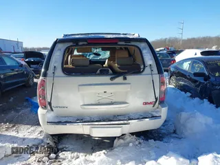 2014 GMC Yukon Denali with VIN 1GKS2EEF3ER181504, listed as a IAAI auction lot 41267224 with 165,478 mi miles. Bid and sale history available at carsss.com. Image 15.