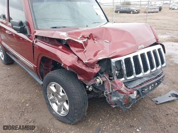 2008 Jeep Commander Limited with VIN 1J8HH58238C110087, listed as a IAAI auction lot 41401298 with 333,799 mi miles. Bid and sale history available at carsss.com. Image 17.