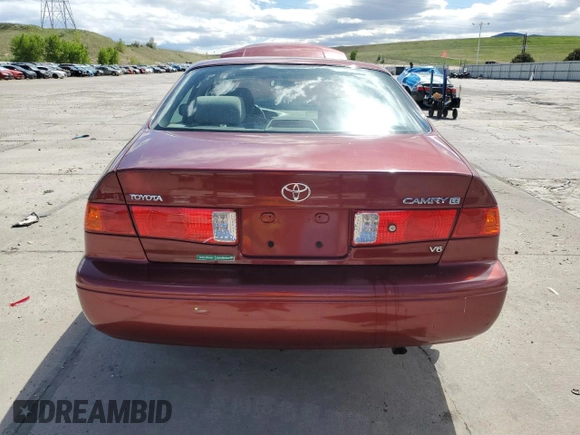 2001 Toyota Camry LE z VIN 4T1BF28K51U124747, wystawiony jako Copart lot #57482825 z przebiegiem 108 262 mil mil oraz Szkoda całkowita • Salvage title. Historia ofert i sprzedaży dostępna na DreamBid. Obrazek 6.