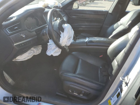 2015 BMW 7 Series 750i с VIN WBAYA8C52FD825851, выставлен на аукционе Copart как лот 45842584 с пробегом 108 517 миль миль и . История ставок и продаж доступна на DreamBid. Изображение 7.