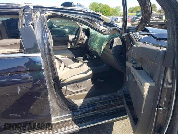 2021 Ford Expedition XLT with VIN 1FMJU1HT1MEA60855, listed as a IAAI auction lot 41962157 with 100,178 mi miles and . Bid and sale history available at DreamBid. Image 5.