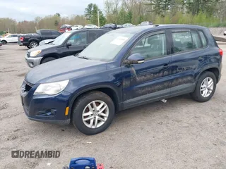 2011 Volkswagen Tiguan SE with VIN WVGBV7AX3BW511017, listed as a IAAI auction lot 42222868 with 120,955 mi miles and . Bid and sale history available at DreamBid. Image 2.