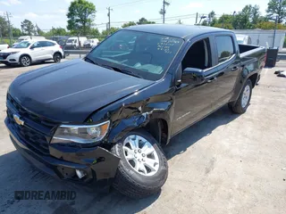 2021 Chevrolet Colorado 2WD LT z VIN 1GCGSCEN1M1221153, wystawiony jako IAAI lot #42056068 z przebiegiem 79 310 mil mil oraz . Historia ofert i sprzedaży dostępna na DreamBid. Obrazek 2.