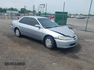 1998 Honda Accord LX z VIN 1HGCG5645WA110496, wystawiony jako IAAI lot #42082333 z przebiegiem 169 674 mil mil oraz . Historia ofert i sprzedaży dostępna na DreamBid. Obrazek 1.
