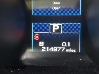 2016 Subaru Outback 2.5i с VIN 4S4BSAACXG3318987, выставлен на аукционе IAAI как лот 42235618 с пробегом 214 877 миль миль и . История ставок и продаж доступна на DreamBid. Изображение 15.