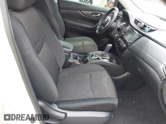 2020 Nissan Rogue S z VIN 5N1AT2MT0LC797327, wystawiony jako IAAI lot #42464199 z przebiegiem 44 470 mil mil oraz . Historia ofert i sprzedaży dostępna na DreamBid. Obrazek 5.
