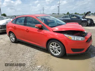 2017 Ford Focus SE z VIN 1FADP3F25HL339828, wystawiony jako Copart lot #61400925 z przebiegiem 69 806 mil mil oraz Szkoda całkowita • Salvage title. Historia ofert i sprzedaży dostępna na DreamBid. Obrazek 4.