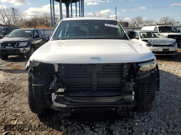 2024 Jeep Grand Cherokee Laredo with VIN 1C4RJHAG6RC263006, listed as a Copart auction lot 52301705 with 2,003 mi miles and Salvage title. Bid and sale history available at DreamBid. Image 5.