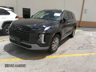 2025 Hyundai Palisade SEL z VIN KM8R2DGEXSU835072, wystawiony jako IAAI lot #42394638 z przebiegiem 14 919 mil mil oraz . Historia ofert i sprzedaży dostępna na DreamBid. Obrazek 2.