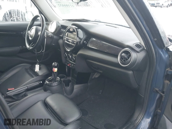 2015 MINI Hardtop 4 Door S with VIN WMWXU3C58FT892238, listed as a IAAI auction lot 41104432 with 156,722 mi miles and . Bid and sale history available at DreamBid. Image 5.