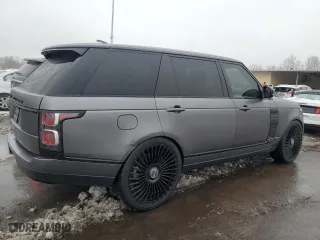 2021 Land Rover Range Rover with VIN SALGS5SE2MA423301, listed as a Copart auction lot 89069685 with 45,749 mi miles and Salvage Title. Bid and sale history available at carsss.com. Image 3.