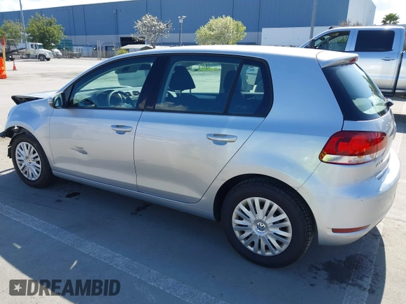 2013 Volkswagen Golf w/Conv & Sunroof z VIN WVWDB7AJXDW129829, wystawiony jako IAAI lot #41955844 z przebiegiem 34 407 mil mil oraz . Historia ofert i sprzedaży dostępna na DreamBid. Obrazek 3.