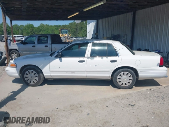 2007 Ford Police Interceptor with VIN 2FAFP71W47X128454, listed as a IAAI auction lot 42079360 with 263,185 mi miles and . Bid and sale history available at DreamBid. Image 14.