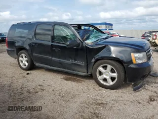 2007 Chevrolet Suburban LTZ with VIN 3GNFK16377G177721, listed as a Copart auction lot 66013204 with 226,713 mi miles and Clean Title. Bid and sale history available at carsss.com. Image 4.