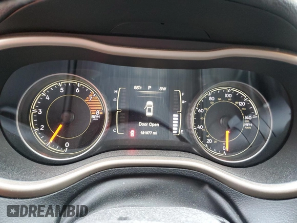2016 Jeep Cherokee Latitude z VIN 1C4PJMCS1GW139920, wystawiony jako Copart lot #49868215 z przebiegiem 181 977 mil mil oraz Szkoda całkowita • Salvage title. Historia ofert i sprzedaży dostępna na DreamBid. Obrazek 9.