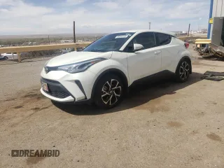 2020 Toyota C-HR LE z VIN JTNKHMBX6L1069272, wystawiony jako Copart lot #50643755 z przebiegiem 47 638 mil mil oraz Szkoda całkowita • Salvage title. Historia ofert i sprzedaży dostępna na DreamBid. Obrazek 1.