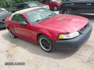 2000 Ford Mustang with VIN 1FAFP4448YF239479, listed as a IAAI auction lot 42843007 with 156,326 mi miles and . Bid and sale history available at DreamBid. Image 1.