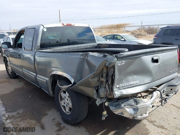 2000 Chevrolet Silverado 1500 LS with VIN 2GCEC19T8Y1134321, listed as a IAAI auction lot 41382090 with 1 mi miles. Bid and sale history available at carsss.com. Image 3.