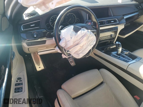 2014 BMW 7 Series 740Li with VIN WBAYE4C56ED138593, listed as a Copart auction lot 82010534 with 88,393 mi miles and Salvage Title. Bid and sale history available at carsss.com. Image 8.