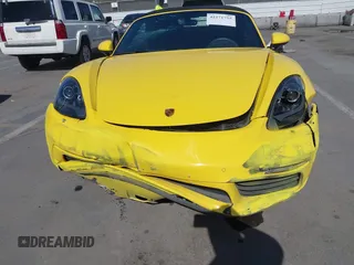2021 Porsche 718 Boxster z VIN WP0CA2A8XMS210397, wystawiony jako IAAI lot #42271755 z przebiegiem 43 518 mil mil oraz . Historia ofert i sprzedaży dostępna na DreamBid. Obrazek 12.