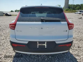 2025 Volvo XC40 Core Bright Theme with VIN YV4L12UJ3S2577263, listed as a Copart auction lot 63304625 with Not provided miles and Clean title. Bid and sale history available at DreamBid. Image 6.