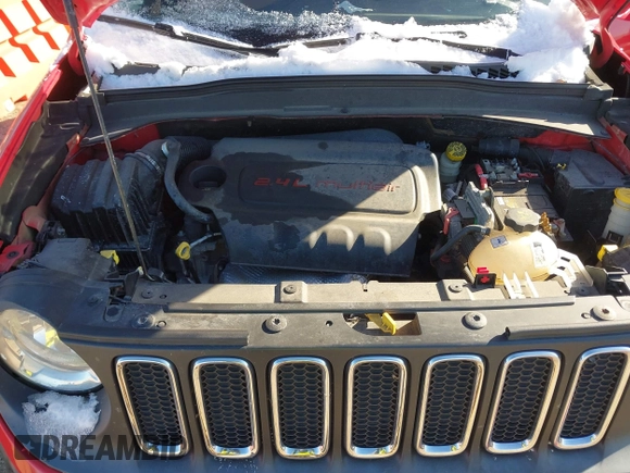 2015 Jeep Renegade Latitude with VIN ZACCJBBT0FPB72766, listed as a IAAI auction lot 41260398 with 126,270 mi miles and . Bid and sale history available at DreamBid. Image 10.