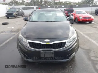 2013 Kia Optima LX z VIN 5XXGM4A74DG221272, wystawiony jako IAAI lot #41470828 z przebiegiem 76 452 mil mil oraz . Historia ofert i sprzedaży dostępna na DreamBid. Obrazek 12.