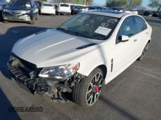 2017 Chevrolet SS z VIN 6G3F15RW6HL300800, wystawiony jako IAAI lot #41761877 z przebiegiem 191 021 mil mil oraz . Historia ofert i sprzedaży dostępna na DreamBid. Obrazek 2.