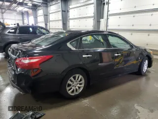 2017 Nissan Altima S z VIN 1N4AL3AP0HN359359, wystawiony jako Copart lot #51865525 z przebiegiem 99 708 mil mil oraz Szkoda całkowita • Salvage title. Historia ofert i sprzedaży dostępna na DreamBid. Obrazek 3.