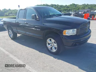 2002 Dodge 1500 with VIN 1D7HU18Z82J123158, listed as a IAAI auction lot 42196340 with 231,681 mi miles and . Bid and sale history available at carsss.com. Image 1.