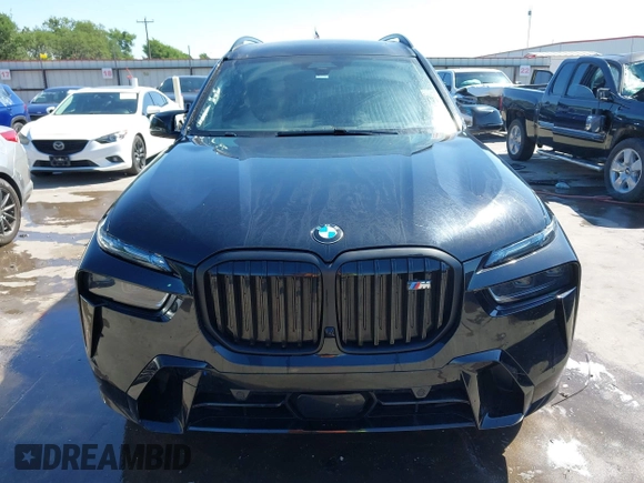 2024 BMW X7 M60i with VIN 5UX33EM09R9U06877, listed as a IAAI auction lot 41919988 with 25,015 mi miles. Bid and sale history available at carsss.com. Image 13.
