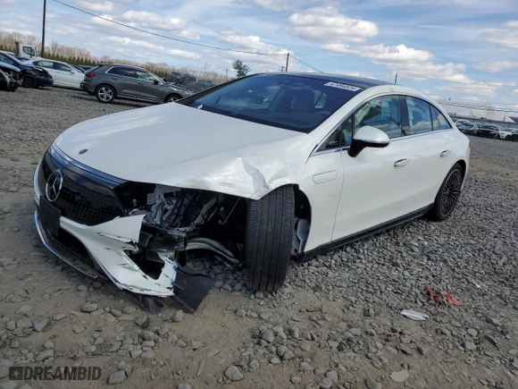 2022 Mercedes-Benz EQS with VIN W1KCG4EB7NA011921, listed as a Copart auction lot 47494024 with 0 mi miles. Bid and sale history available at carsss.com. Image 1.