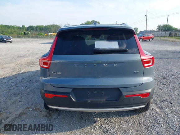 2022 Volvo XC40 Momentum with VIN YV4162UK3N2758515, listed as a IAAI auction lot 42468259 with 50,132 mi miles and . Bid and sale history available at DreamBid. Image 16.