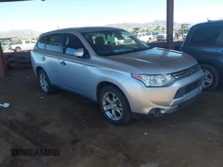 2014 Mitsubishi Outlander SE with VIN JA4AD3A31EZ007605, listed as a IAAI auction lot 42735334 with 197,912 mi miles and . Bid and sale history available at DreamBid. Image 1.