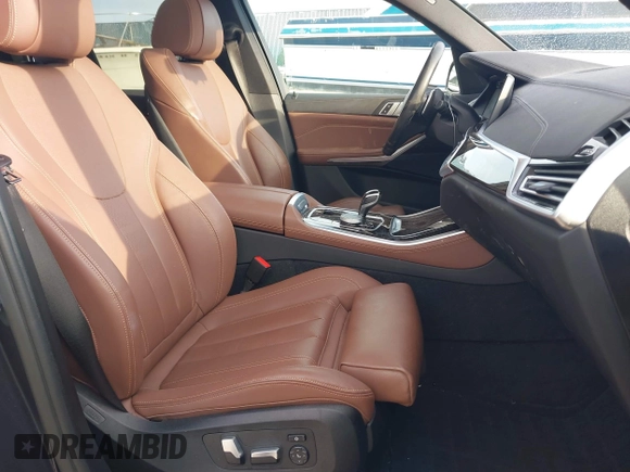 2020 BMW X5 xDrive40i with VIN 5UXCR6C07L9C57434, listed as a IAAI auction lot 41752267 with 41,790 mi miles. Bid and sale history available at carsss.com. Image 5.