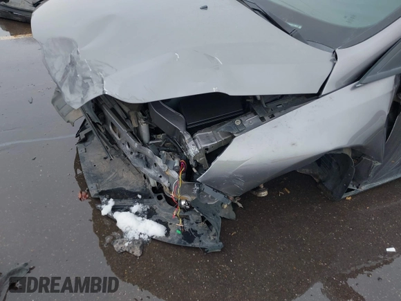 2014 Ford Focus SE with VIN 1FADP3K26EL178617, listed as a IAAI auction lot 41494087 with 72,198 mi miles. Bid and sale history available at carsss.com. Image 16.