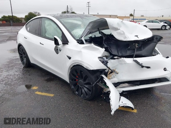 2022 Tesla Model Y Performance with VIN 7SAYGDEFXNF384268, listed as a IAAI auction lot 41558359 with 33,870 mi miles and . Bid and sale history available at DreamBid. Image 1.
