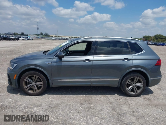2018 Volkswagen Tiguan SEL with VIN 3VV3B7AX9JM178291, listed as a IAAI auction lot 42033485 with 65,641 mi miles and . Bid and sale history available at DreamBid. Image 14.