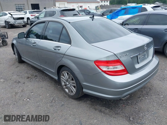 2008 Mercedes-Benz C 300 Sport с VIN WDDGF54X88F082138, выставлен на аукционе IAAI как лот 42446366 с пробегом 176 731 миль миль и . История ставок и продаж доступна на DreamBid. Изображение 3.