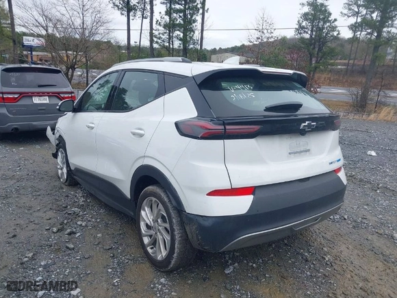 2023 Chevrolet Bolt EUV LT with VIN 1G1FY6S01P4184413, listed as a IAAI auction lot 41830728 with 40,648 mi miles. Bid and sale history available at carsss.com. Image 3.