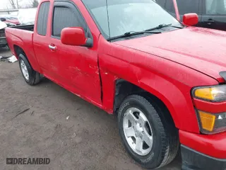 2011 Chevrolet Colorado LT w/1LT with VIN 1GCESCF92B8135640, listed as a IAAI auction lot 41509744 with 105,409 mi miles. Bid and sale history available at carsss.com. Image 6.