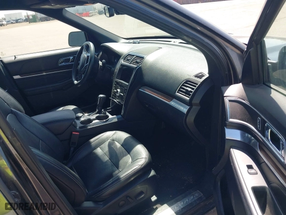 2019 Ford Explorer Limited with VIN 1FM5K8FH4KGA89296, listed as a IAAI auction lot 41968541 with 115,712 mi miles. Bid and sale history available at carsss.com. Image 5.