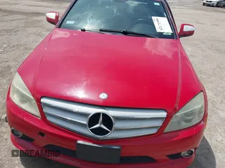 2008 Mercedes-Benz C 300 Sport z VIN WDDGF54X58F049016, wystawiony jako IAAI lot #42171900 z przebiegiem 249 669 mil mil oraz . Historia ofert i sprzedaży dostępna na DreamBid. Obrazek 6.