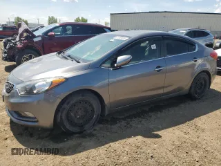 2016 Kia Forte EX z VIN KNAFZ4A85G5600440, wystawiony jako Copart lot #61938085 z przebiegiem Nie podano mil oraz Czysty tytuł • Clean title. Historia ofert i sprzedaży dostępna na DreamBid. Obrazek 1.