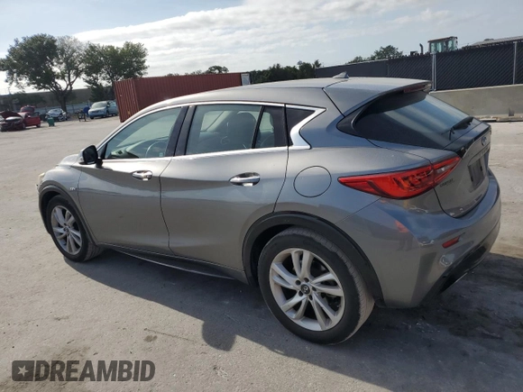 2018 Infiniti QX30 Luxury with VIN SJKCH5CP2JA057398, listed as a Copart auction lot 54543755 with 99,058 mi miles and Clean title. Bid and sale history available at DreamBid. Image 2.
