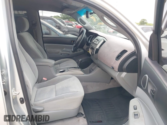 2007 Toyota Tacoma PreRunner z VIN 3TMJU62N37M033683, wystawiony jako IAAI lot #42383346 z przebiegiem 138 683 mil mil oraz . Historia ofert i sprzedaży dostępna na DreamBid. Obrazek 5.