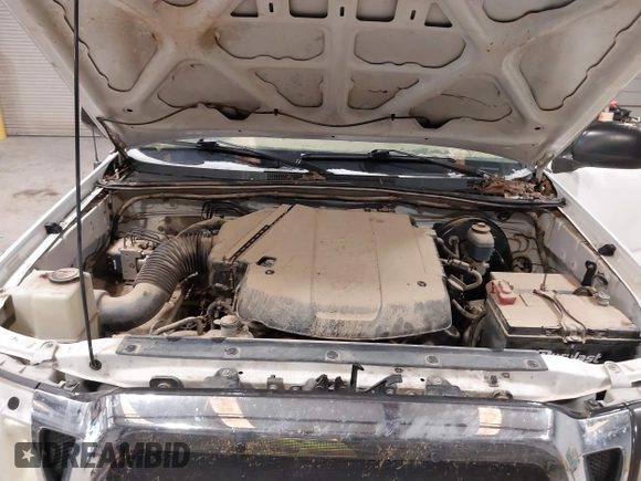 2007 Toyota Tacoma with VIN 3TMLU42N57M011309, listed as a IAAI auction lot 41640113 with Not Provided miles and . Bid and sale history available at DreamBid. Image 10.
