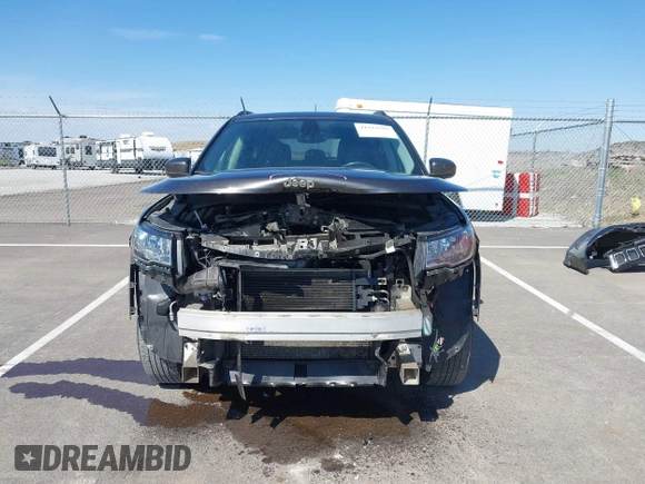 2018 Jeep Compass Altitude with VIN 3C4NJDBB3JT316425, listed as a IAAI auction lot 41923797 with 96,969 mi miles and . Bid and sale history available at carsss.com. Image 13.