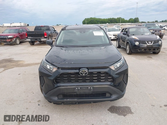 2021 Toyota RAV4 LE z VIN 2T3F1RFV8MW228120, wystawiony jako IAAI lot #42626299 z przebiegiem 72 786 mil mil oraz . Historia ofert i sprzedaży dostępna na DreamBid. Obrazek 13.